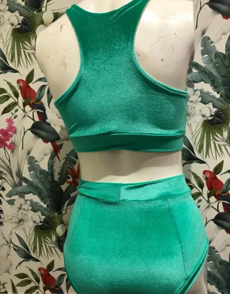 Apple smooth high waisted fitted pant.