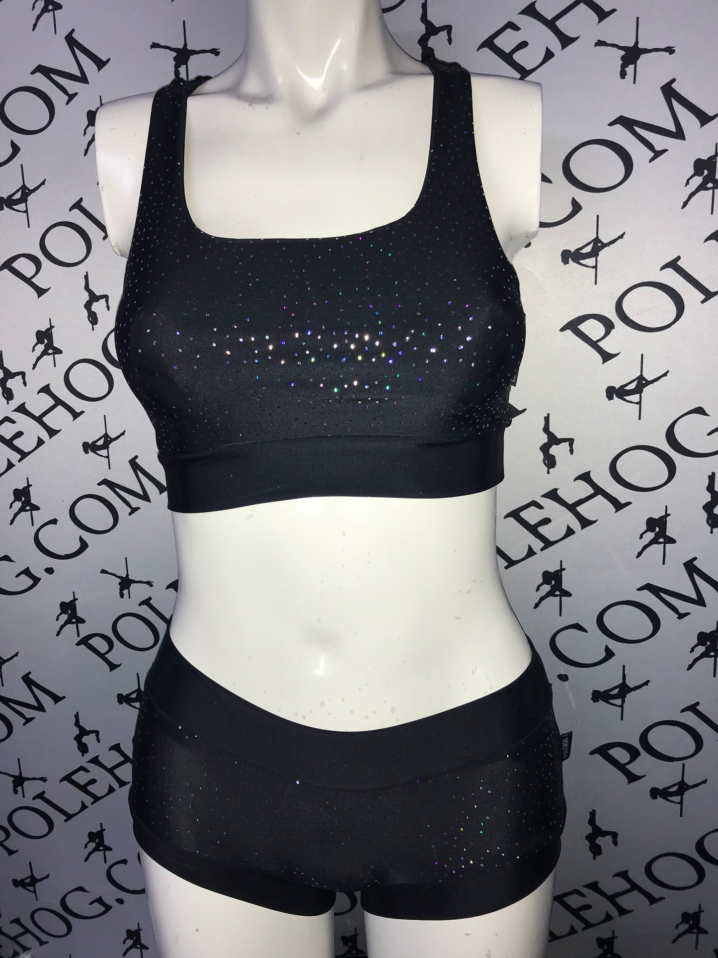 Black holographic twinkle bottoms