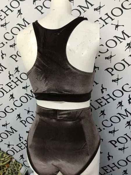 Hot chocolate velvet high waisted fitted pant.