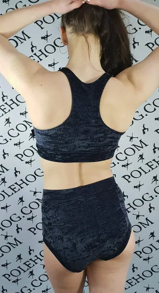 Black crushed high waisted fitted pant.