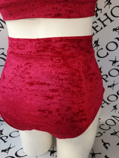 Wine red crushed high waisted fitted pant.