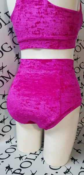 Deep pink crushed high waisted fitted pant.