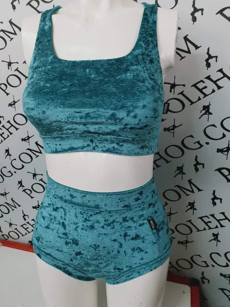 Cabana crushed high waisted fitted pant.