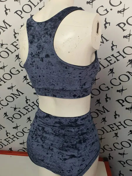 Sailor crushed high waisted fitted pant.