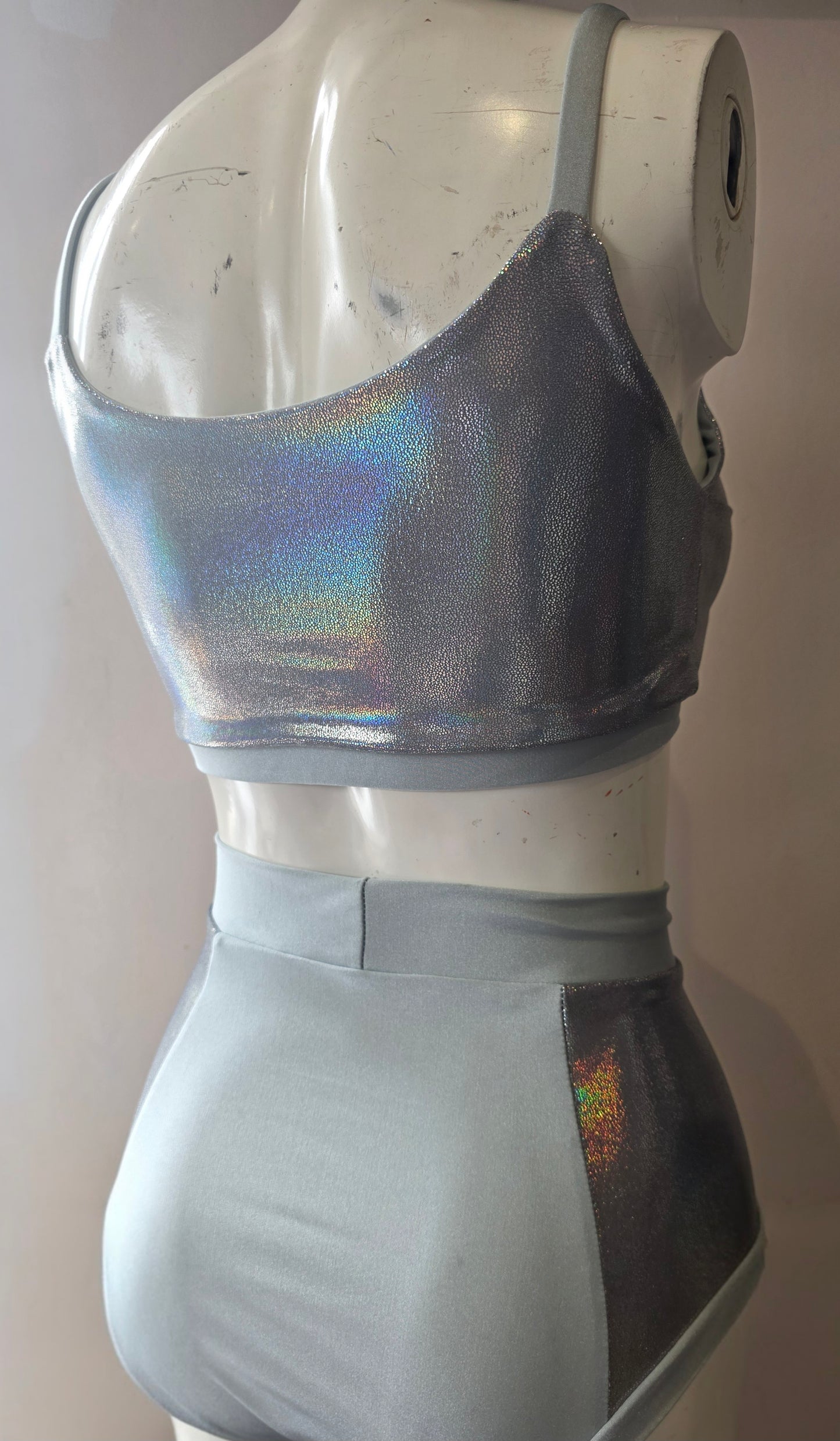 Silver lazer foil top
