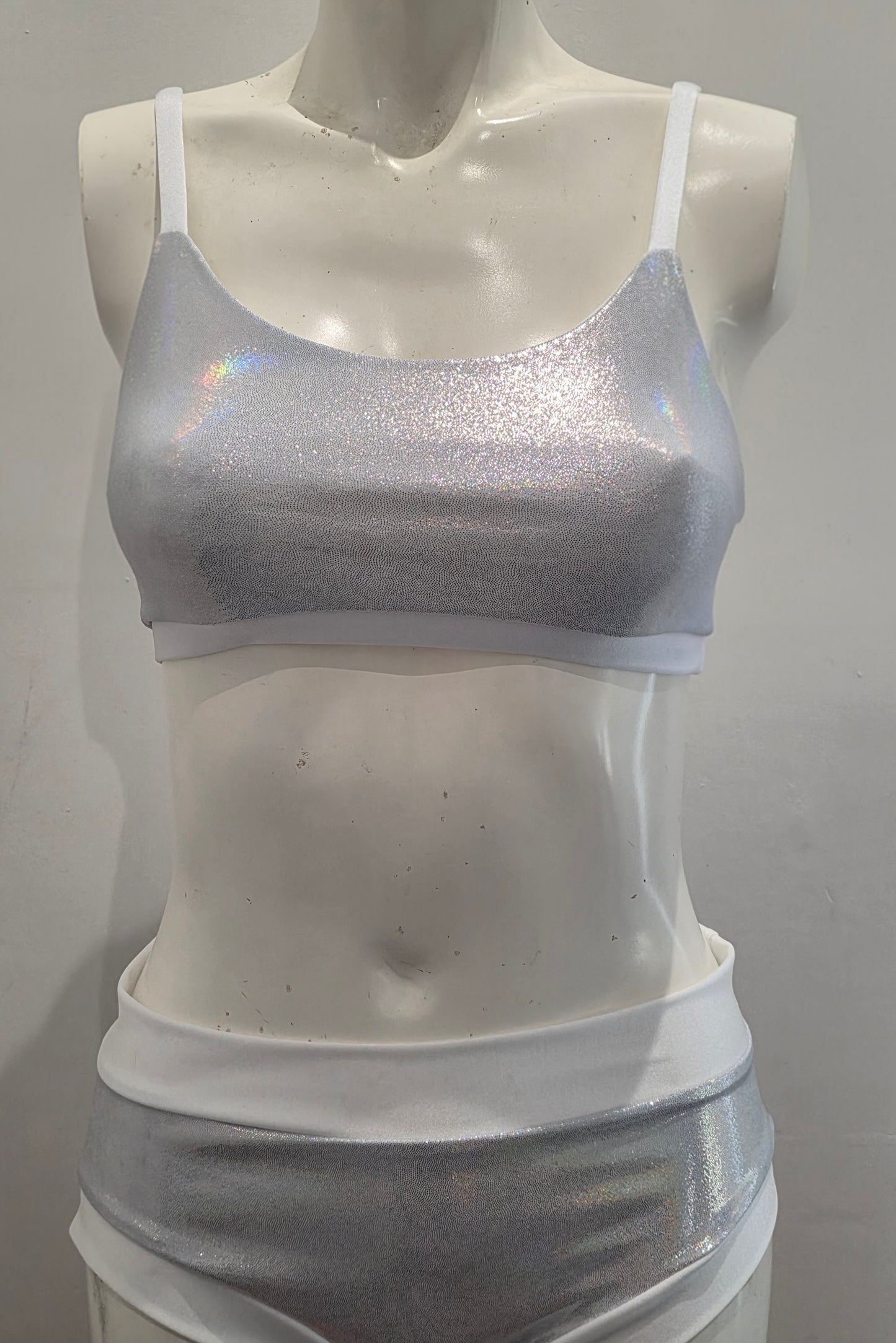 white lazer foil top