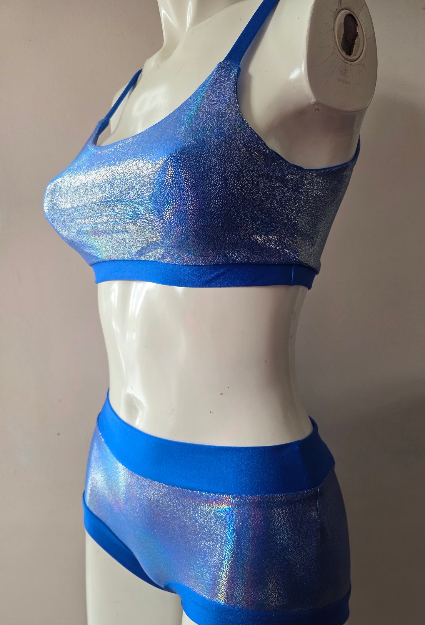 Blue lazer foil top