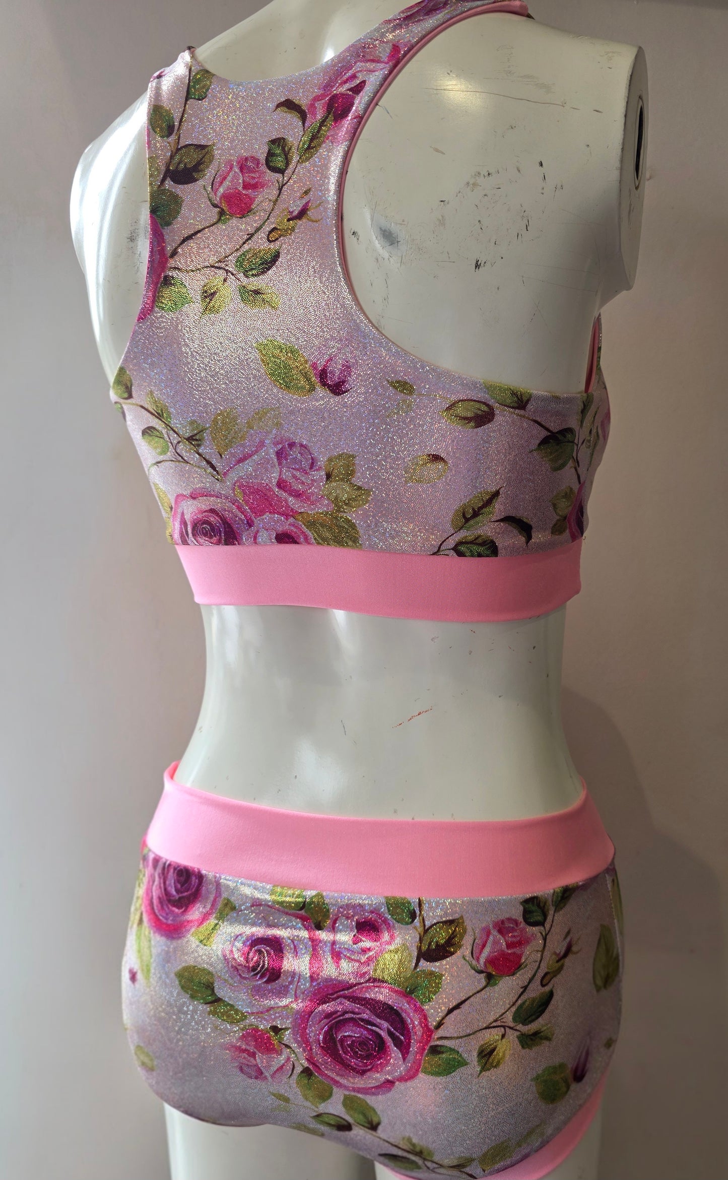 Pink English rose foil top