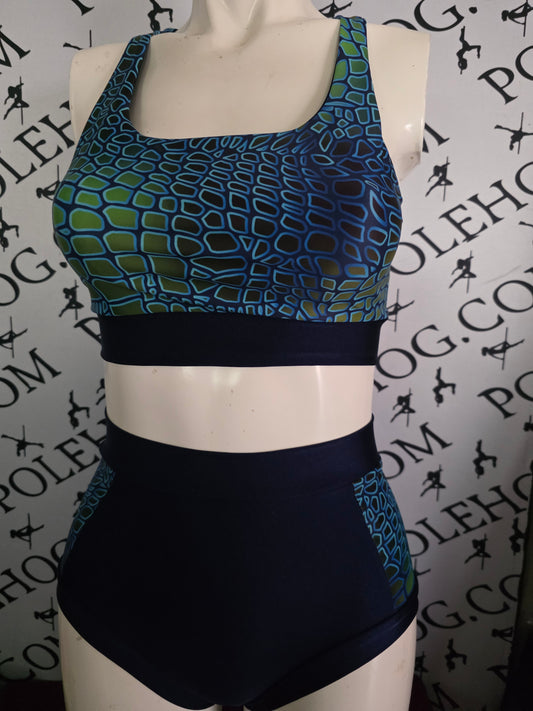 Komodo high waisted panel pant (side)