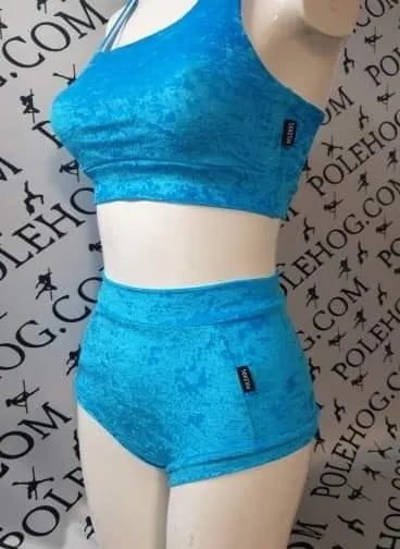 Turquoise blue crushed high waisted fitted pant.