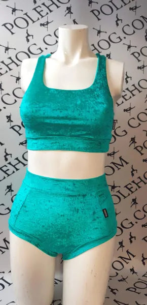 Green crushed high waisted fitted pant.