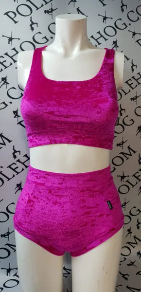 Deep pink crushed high waisted fitted pant.