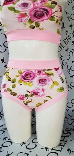 Pink English rose velvet high waisted fitted pant.